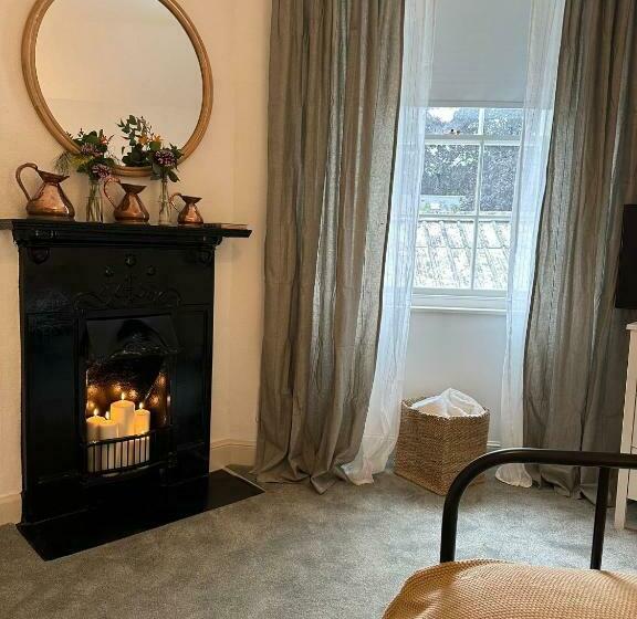 디럭스 룸, The Victoria Hotel,bar,bistro