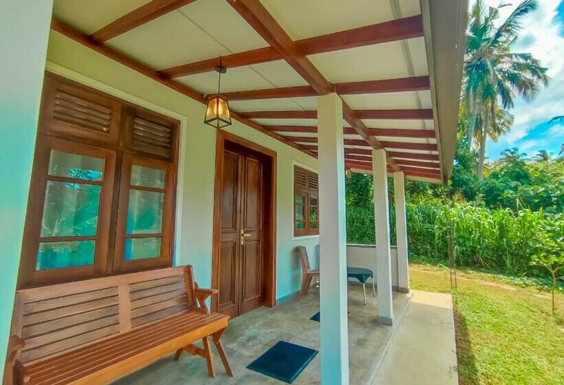 シャレー1寝室, Peacock Village Pinnawala