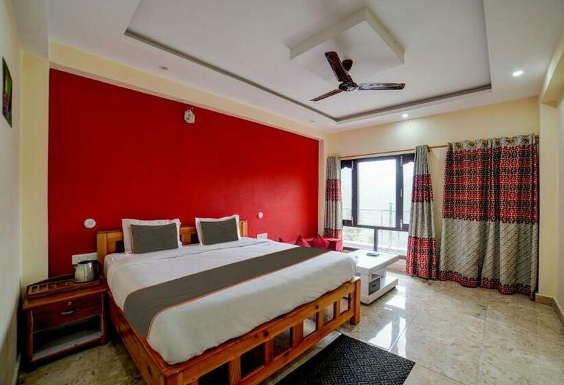 חדר קלאסי לשלושה, Collection O Humming Bird