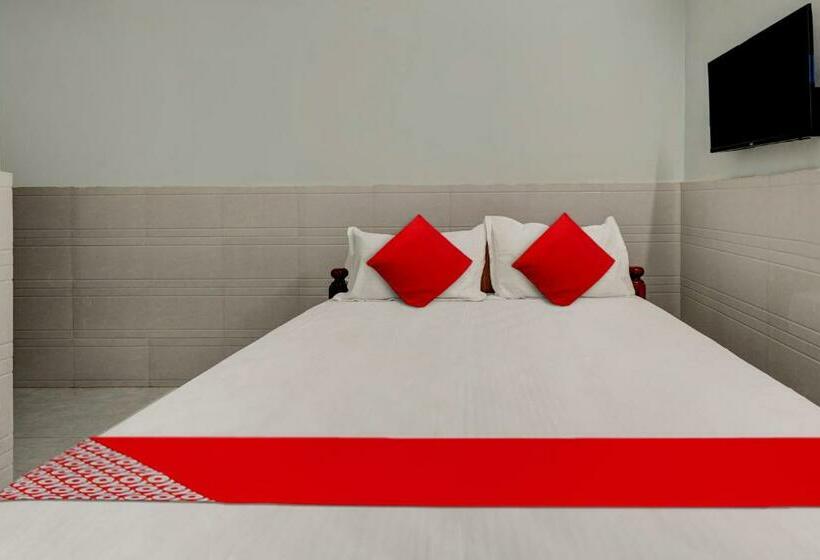 غرفة كلاسيكية ثلاثية, Oyo Flagship Sri Sai Lodge