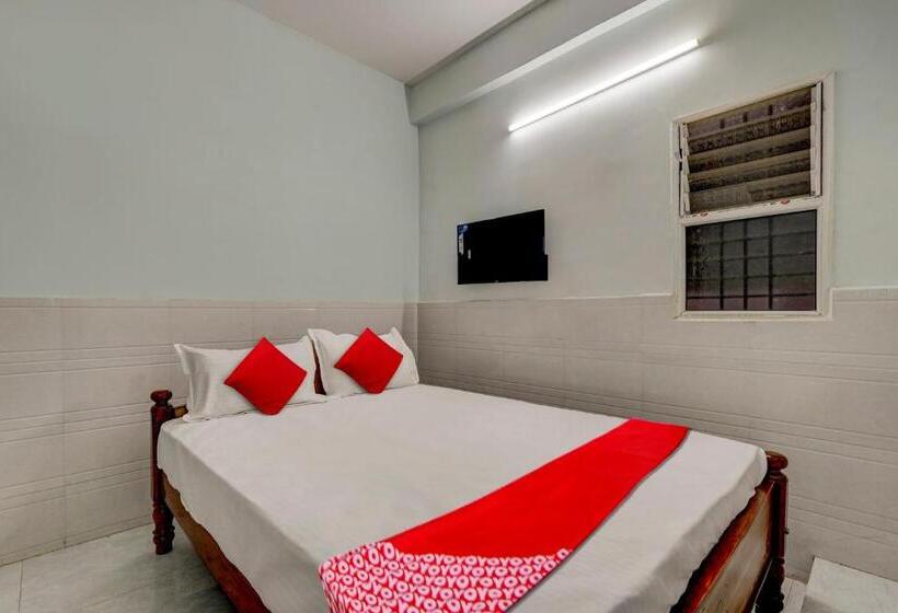 غرفة كلاسيكية ثلاثية, Oyo Flagship Sri Sai Lodge