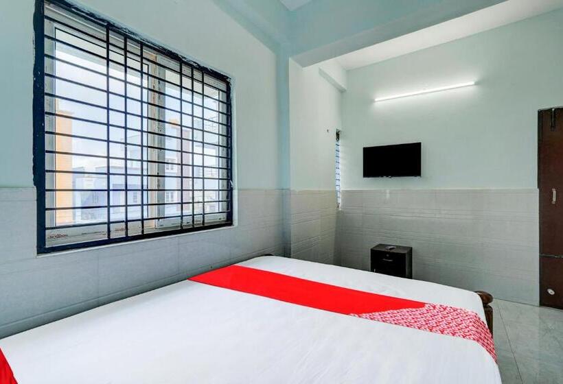 غرفة كلاسيكية ثلاثية, Oyo Flagship Sri Sai Lodge