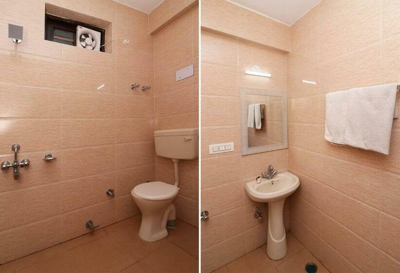 غرفة كلاسيكية ثلاثية, Oyo Flagship Hotel Aakarsh