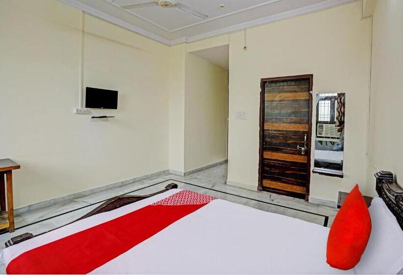 Трехместный Номер Классика, Oyo Flagship The Mount View Hotel And Resort