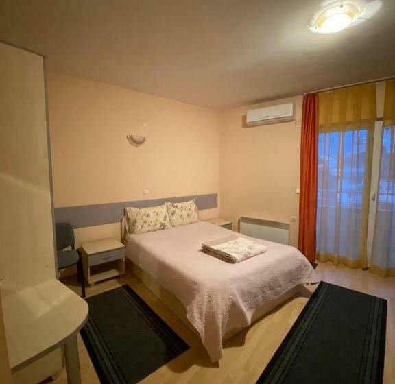اتاق استاندارد, Zekir   Zimmer   Rooms   Struga   Boulevard