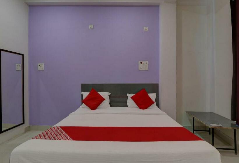غرفة كلاسيكية ثلاثية, Oyo Flagship Holiday Banaras Stay