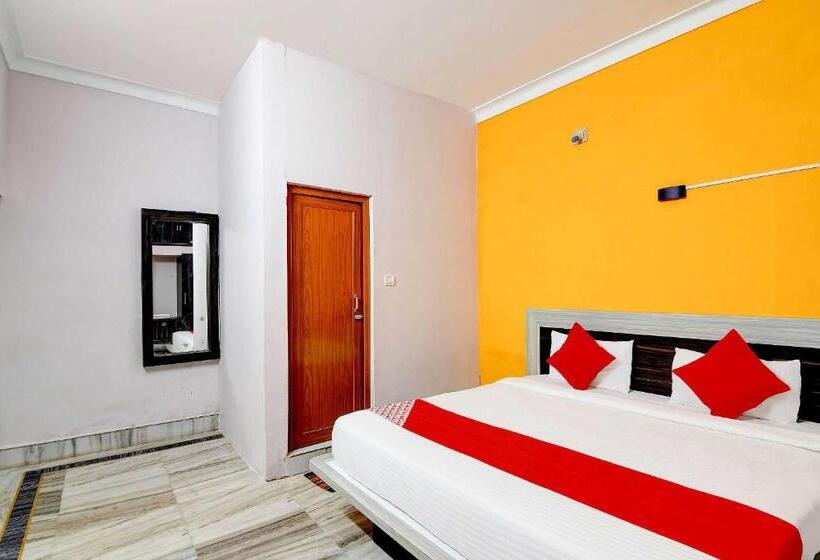 غرفة كلاسيكية ثلاثية, O Pramod Residency