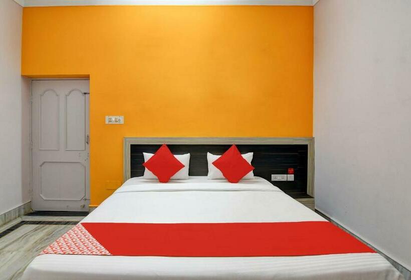 غرفة كلاسيكية ثلاثية, O Pramod Residency