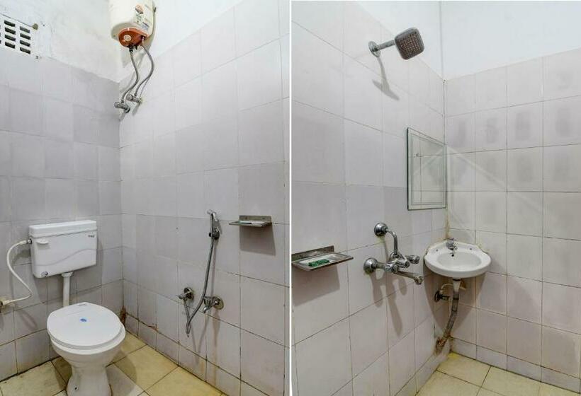 اتاق کلاسیک سه تخته, O Pramod Residency