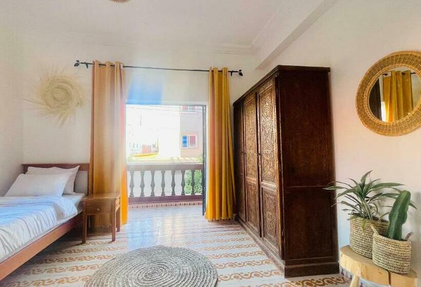 اتاق استاندارد با بالکن, Darna Surf House Morocco