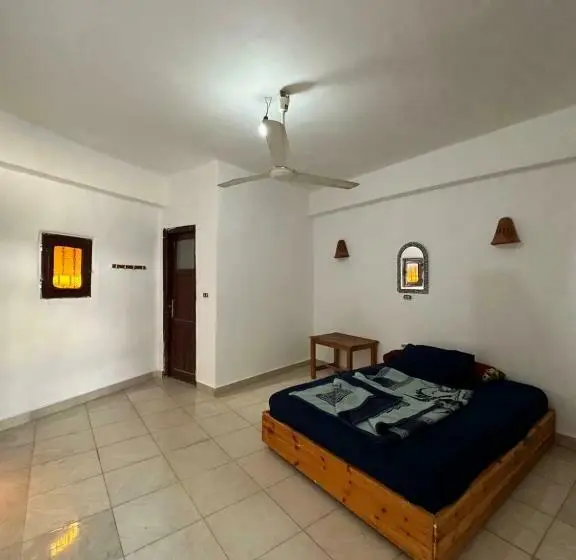 اتاق اکونومی, Seven Heaven Hotel And Diving Center
