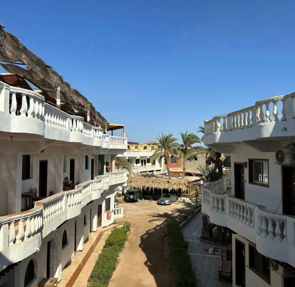 اتاق اکونومی, Seven Heaven Hotel And Diving Center