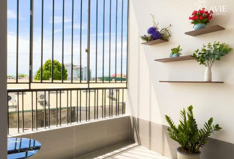 اتاق لوکس, Khách Sạn Lavie Hotel Quảng Ngãi