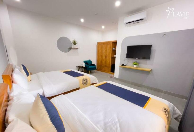 اتاق لوکس, Khách Sạn Lavie Hotel Quảng Ngãi