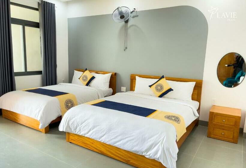 اتاق لوکس, Khách Sạn Lavie Hotel Quảng Ngãi