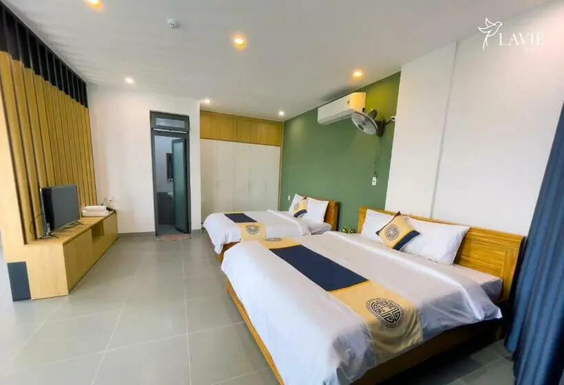 اتاق لوکس خانوادگی, Khách Sạn Lavie Hotel Quảng Ngãi