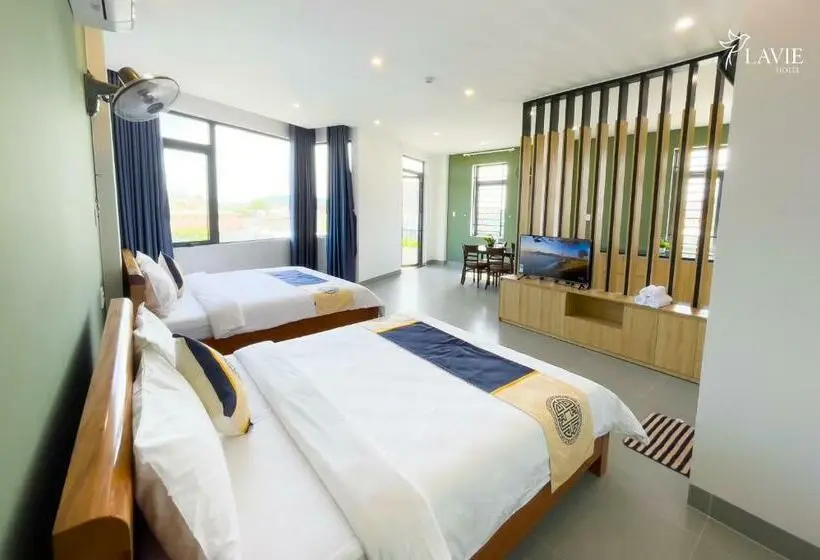 اتاق لوکس خانوادگی, Khách Sạn Lavie Hotel Quảng Ngãi
