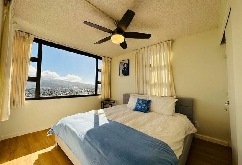 آپارتمان 1 خوابه با چشم‌انداز, Waikiki Banyan Pool Free Parking Free Wi Fi One Br