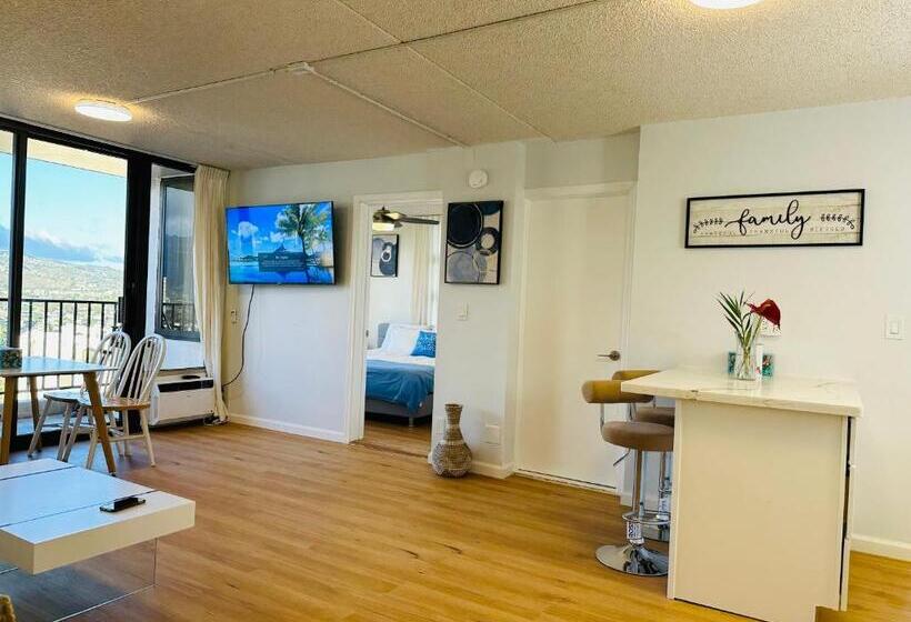 آپارتمان 1 خوابه با چشم‌انداز, Waikiki Banyan Pool Free Parking Free Wi Fi One Br