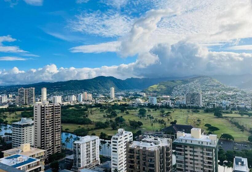 آپارتمان 1 خوابه با چشم‌انداز, Waikiki Banyan Pool Free Parking Free Wi Fi One Br