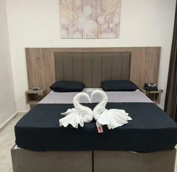 سوییت, Antalya Hotel Amman