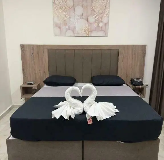 سوییت, Antalya Hotel Amman