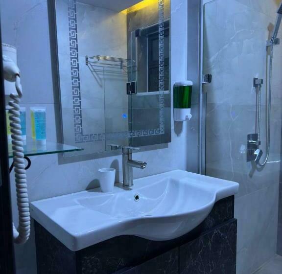 اتاق لوکس, Antalya Hotel Amman