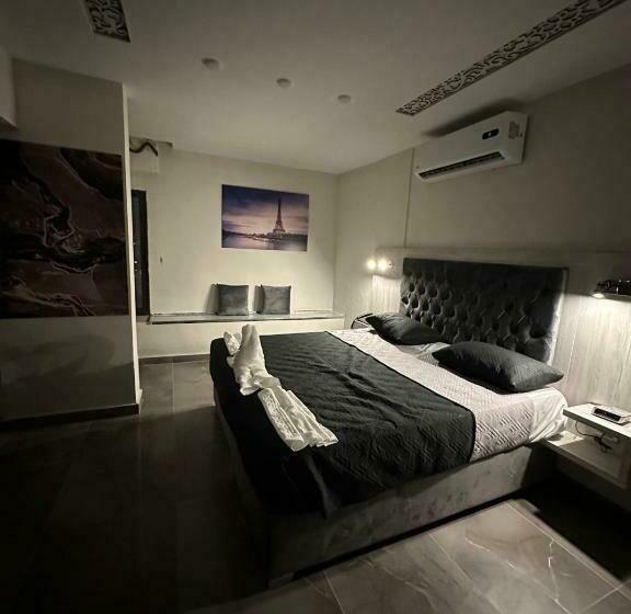 اتاق لوکس با تخت بزرگ, Antalya Hotel Amman