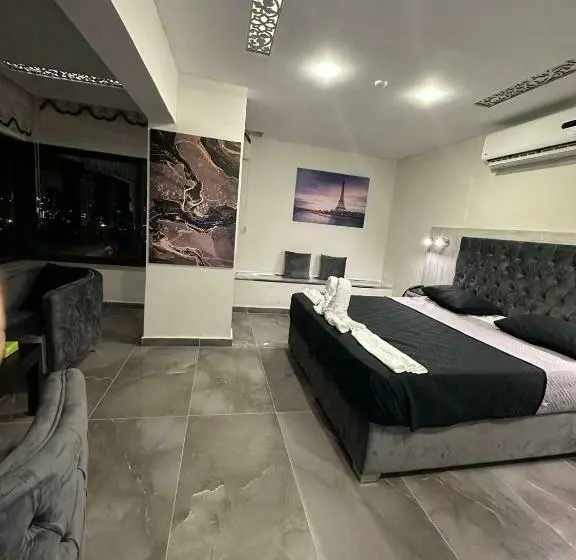 اتاق لوکس با تخت بزرگ, Antalya Hotel Amman