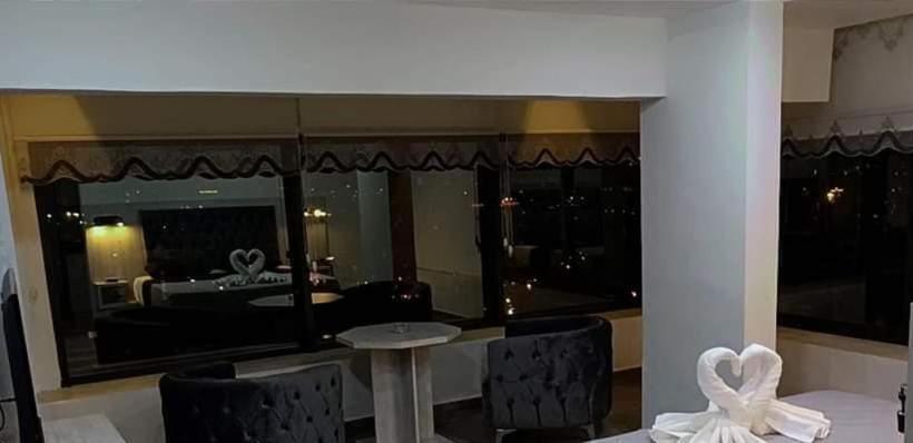 اتاق لوکس با تخت بزرگ, Antalya Hotel Amman