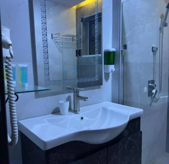 اتاق لوکس با تخت بزرگ, Antalya Hotel Amman