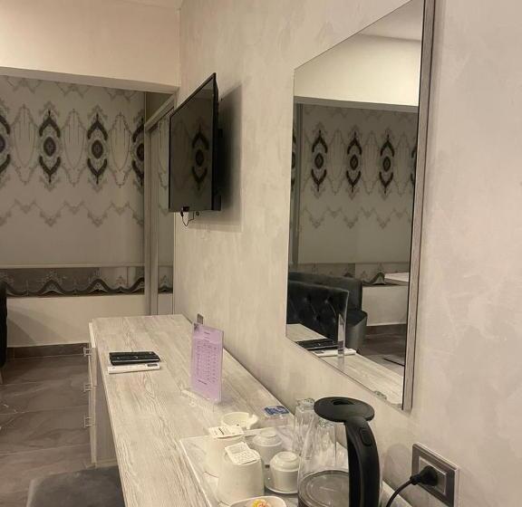 اتاق لوکس با تخت بزرگ, Antalya Hotel Amman