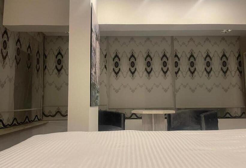 اتاق لوکس با تخت بزرگ, Antalya Hotel Amman