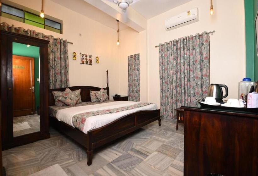 Quarto Deluxe, The Bnb World Boutique Stay