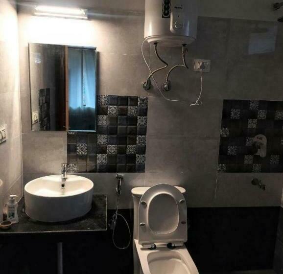 اتاق استاندارد با بالکن, Farm Hostel & Camps