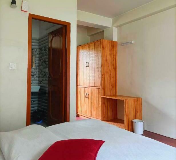 חדר סטנדרט עם מרפסת, Farm Hostel & Camps