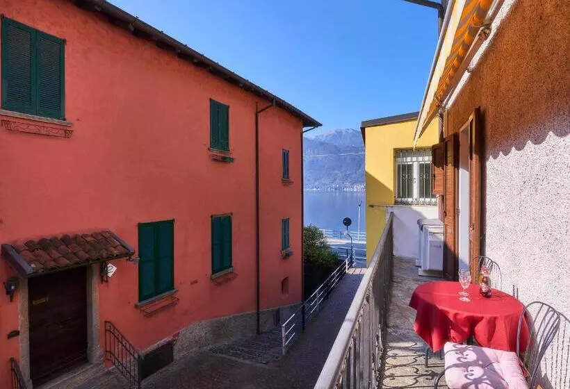 اتاق سوپریور با تخت بزرگ, B&b   Foresteria   Frontelago Lake Como
