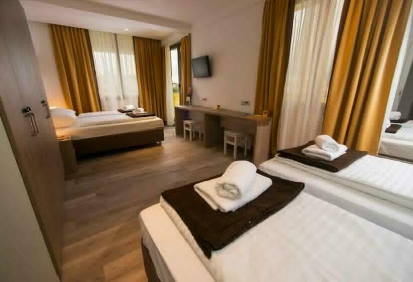 اتاق استاندارد با چشم‌انداز دریا, Hostel Sol