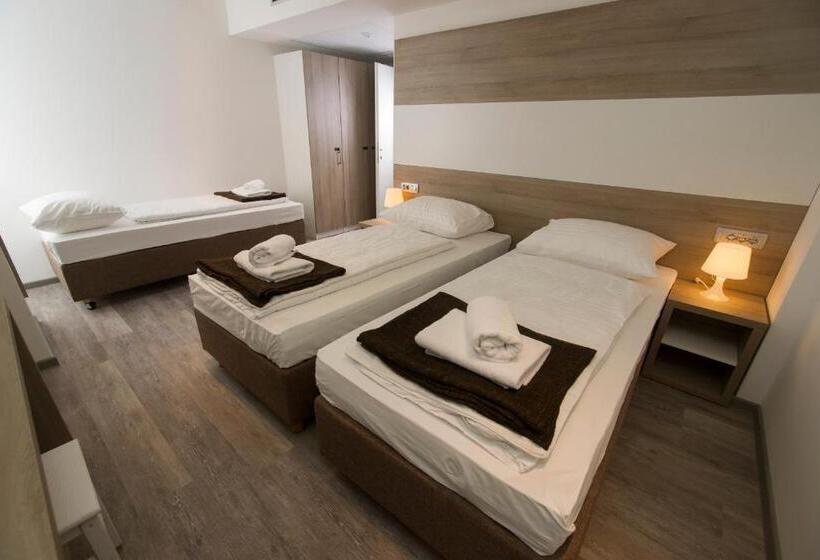 三人经典房间, Hostel Sol