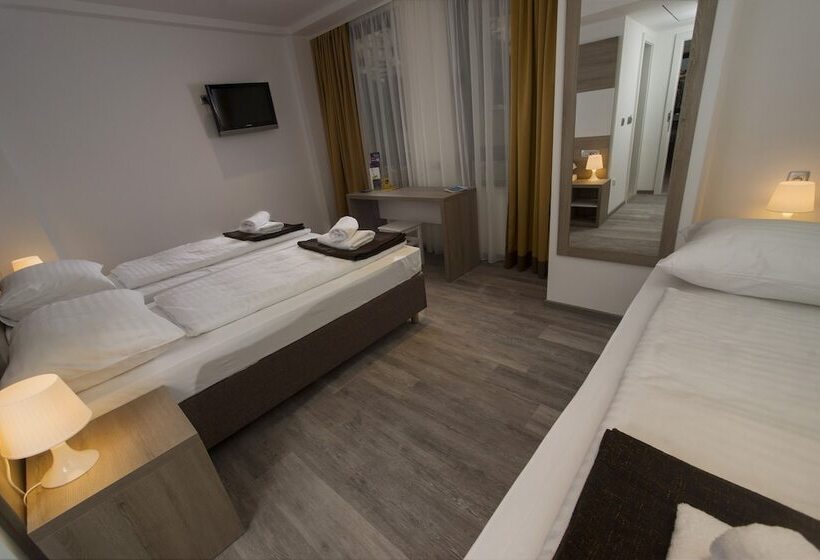 三人经典房间, Hostel Sol