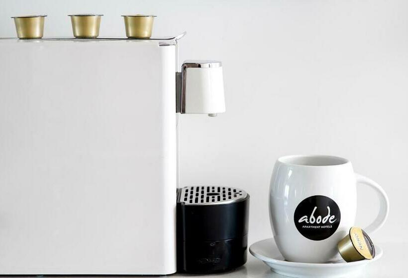 شقة غرفة واحدة, Abode Tuggeranong