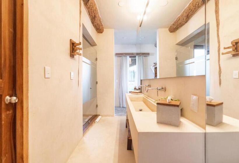 Люкс, Ahau Tulum