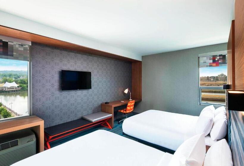 Номер Стандарт, Aloft Syracuse Inner Harbor