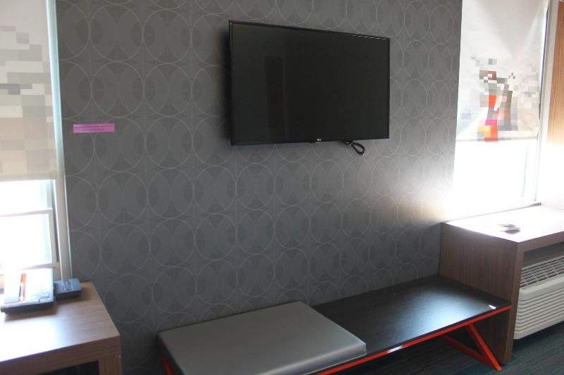 غرفة قياسية, Aloft Syracuse Inner Harbor