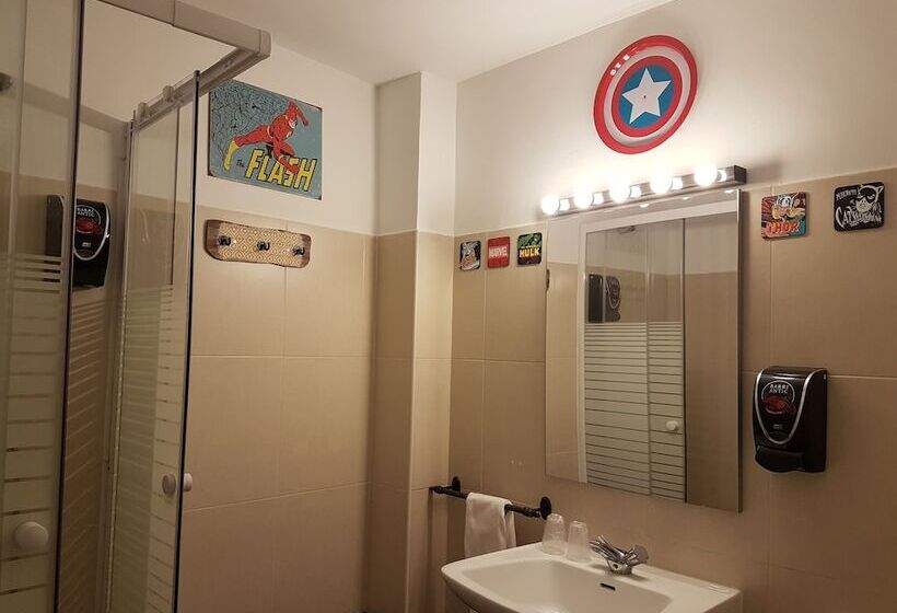 اتاق استاندارد, Barri Antic Hostel & Pub