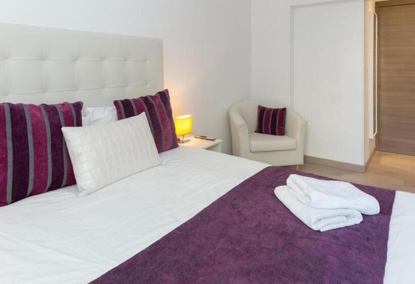 Номер Deluxe с Балконом, Brustar Sagrada Familia