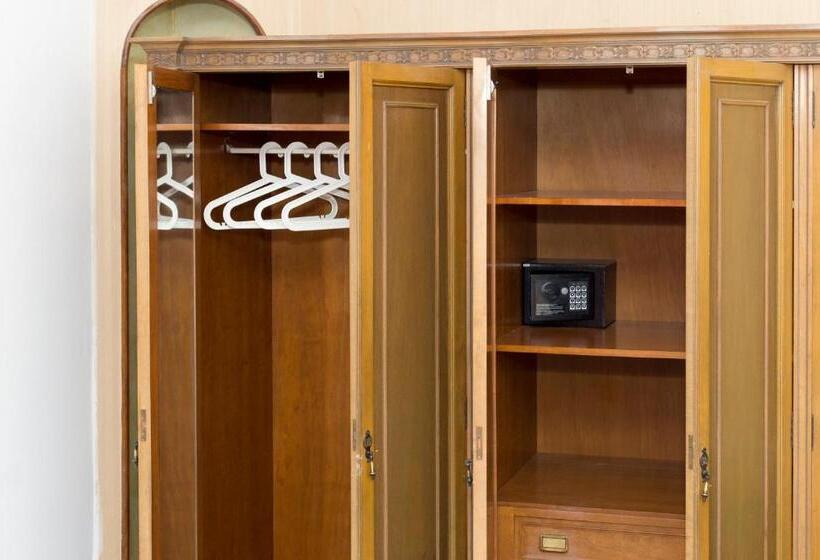 Номер Стандарт, Brustar Sagrada Familia