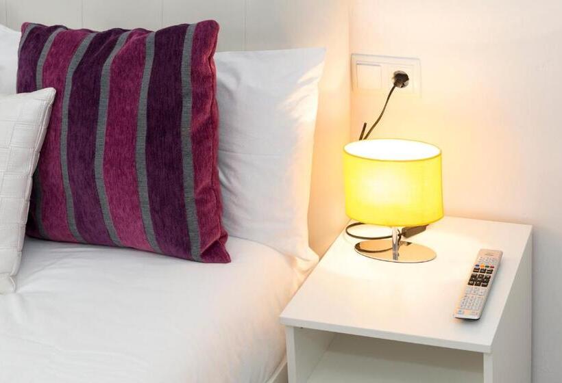 Апартаменты с 1 спальней, смежные, Brustar Sagrada Familia