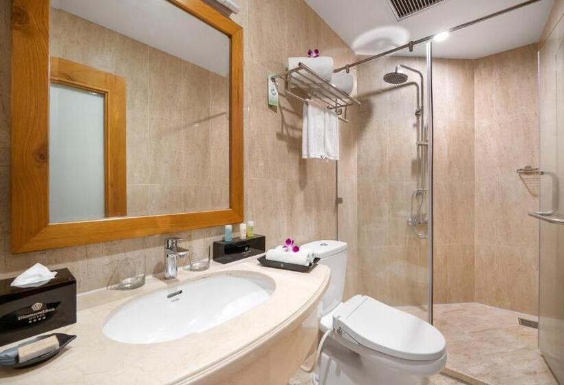 اتاق سوپریور, Diamond Sea