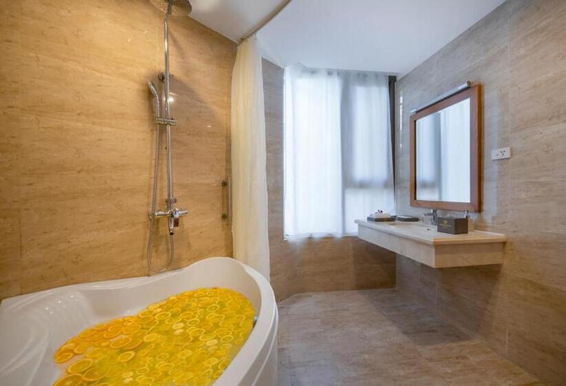 اتاق پرمیوم با چشمانداز دریا, Diamond Sea